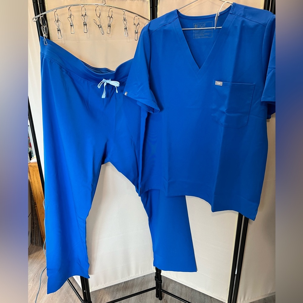 Figs Blue Scrub Set